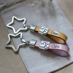 Porta-chaves em pele para o amor, personalizável com gravação para o Dia dos Namorados
