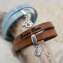 Pulseira dupla de couro personalizada para ser gravada com um pingente à sua escolha