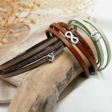 Bracelete em pele multi-voltas personalizável com motivo de estrela, infinito ou coração 
