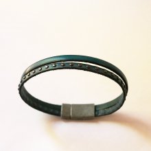 Pulseira dupla em pele azul com tachas para homem