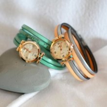 Relógio com mostrador em ouro rosa com bracelete de dupla bracelete para personalizar