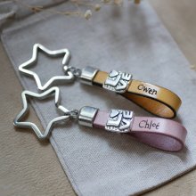 Porta-chaves em pele para o amor, personalizável com gravação para o Dia dos Namorados