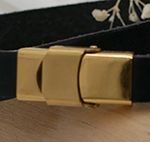 Fecho dourado (+ 2.00 €)